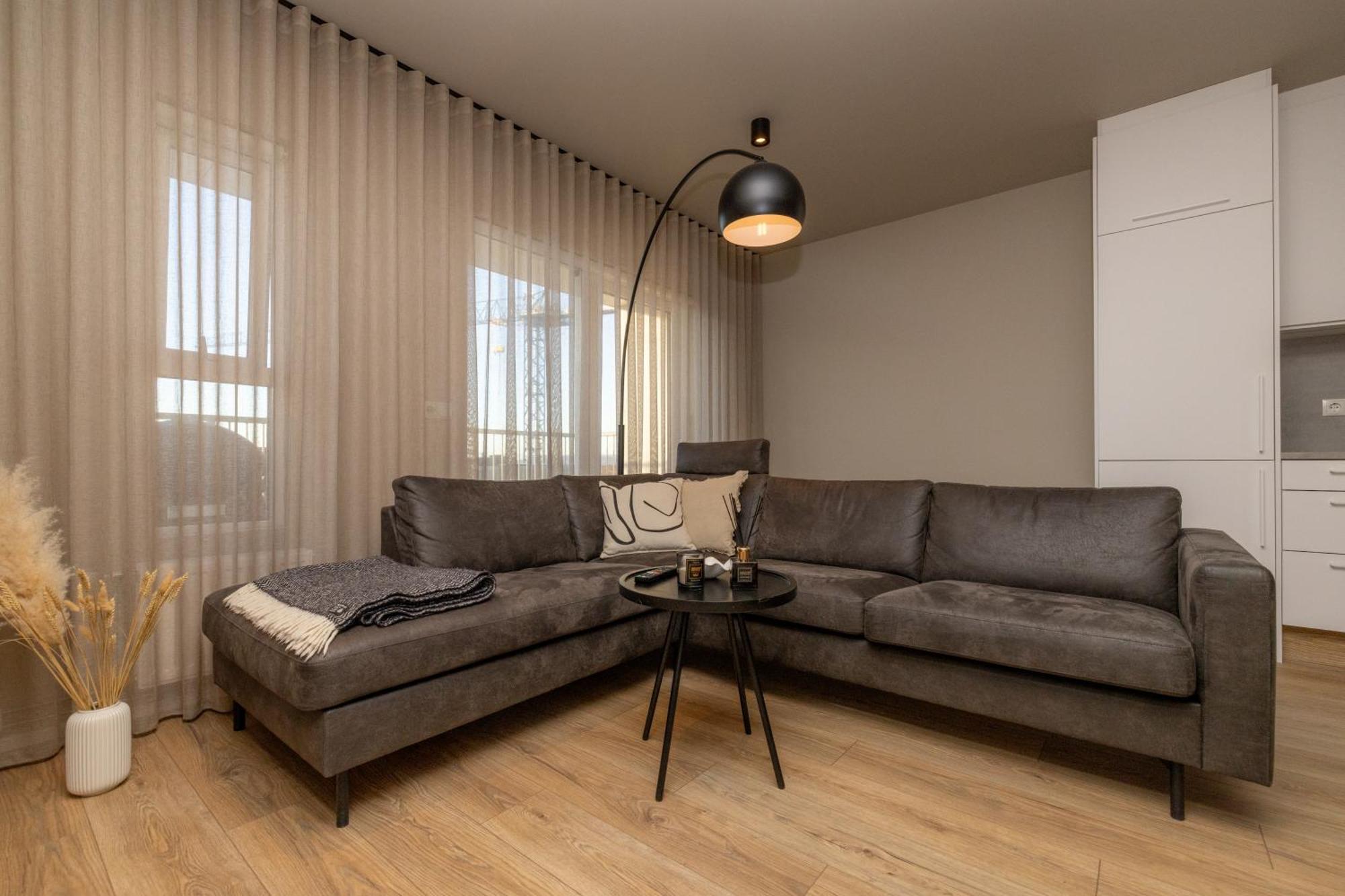 Modern Flat In Reykjavik, Ulfarsardalur Apartment Exterior foto